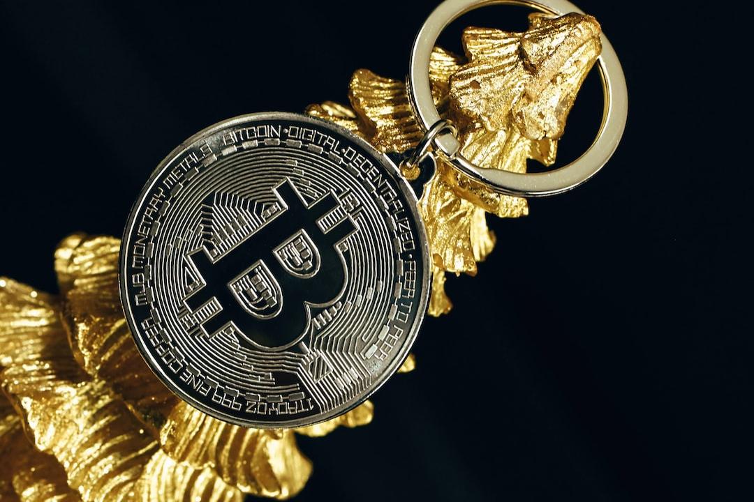 Top 4 Altcoins That Smart Money Investors Are Purchasing During the Dip